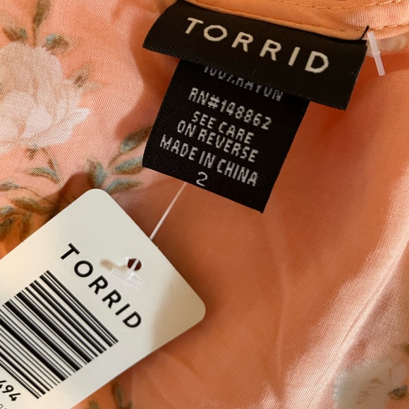 Torrid Floral Cold Shoulder Blouse - Peachy Orange color - Picture 7 of 8